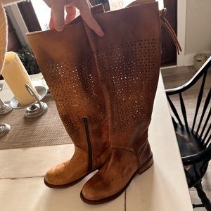 BedStu boots size 6.5